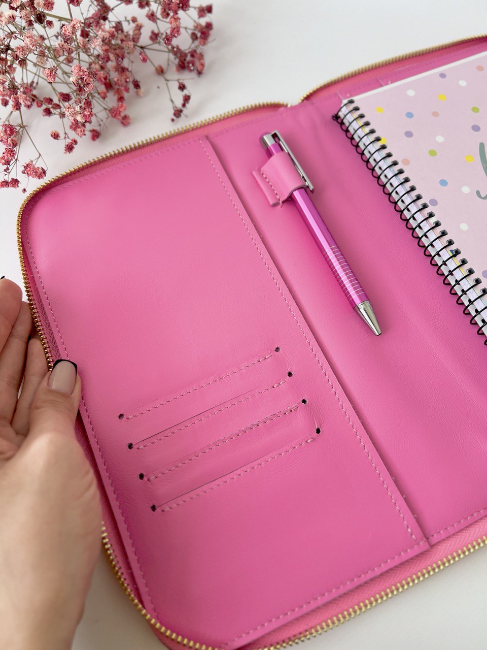 Pink leather zip cover for notebook A5