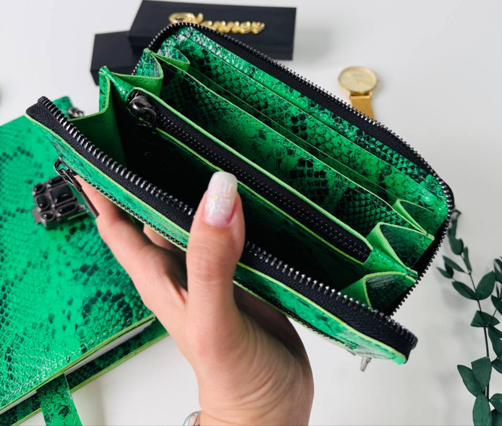 Snake Leather Planner notebook cover A5, Leather Bullet Journal,Leather Sketchbook,Executive Leather Planner,Handmade Leather cover with wallet.