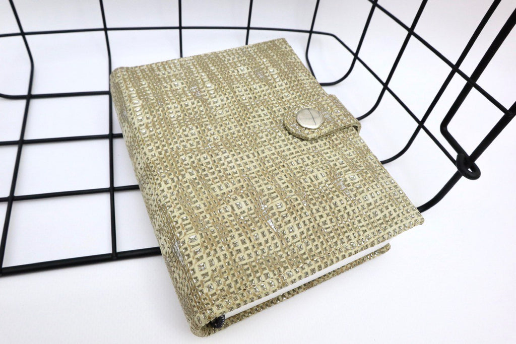 Mini leather notebook A7, 400 pages for the note.