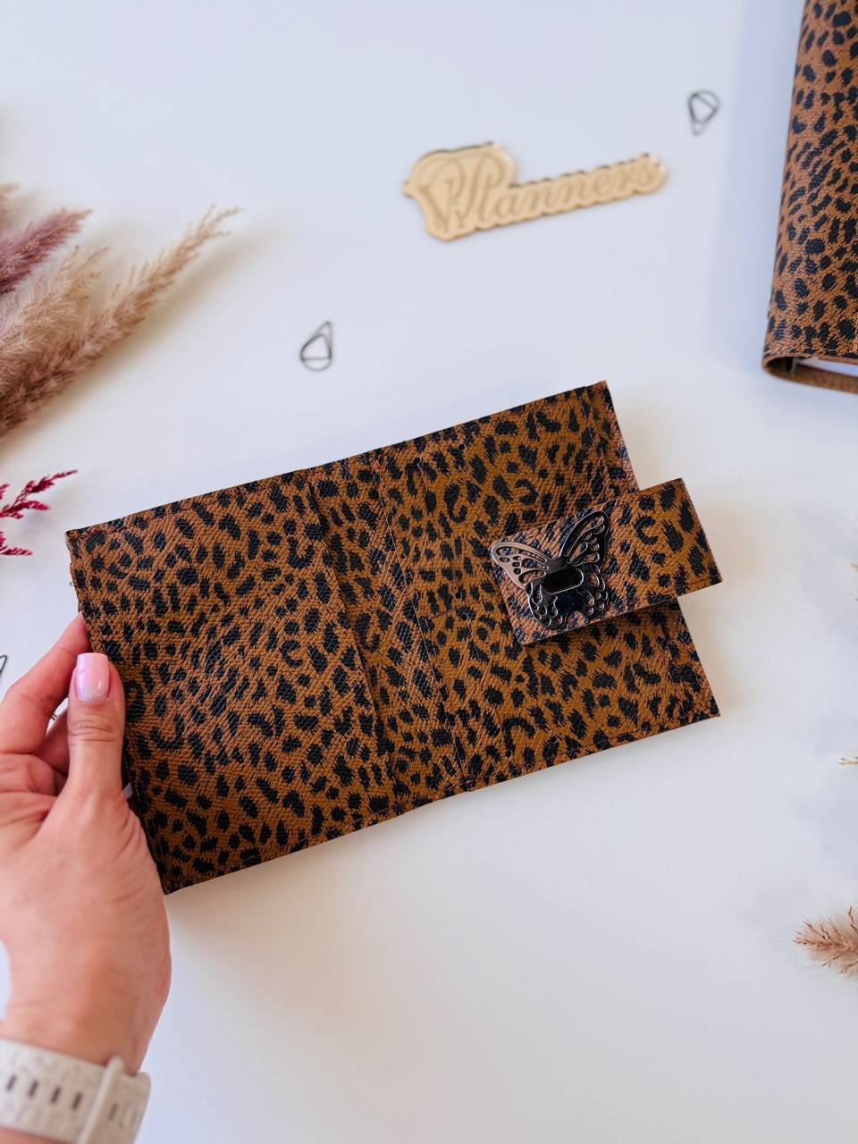 Travel Organizer: Your Perfect Companion