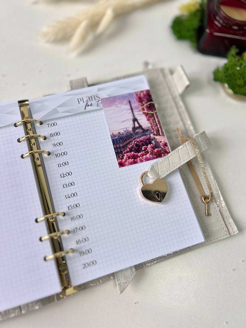 Secret lock Leather planner A5 big binder everyday planning.