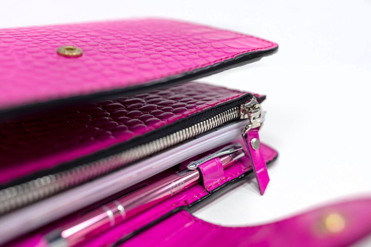 Hot pink Natural Italian Leather Planner A5, gift for her.