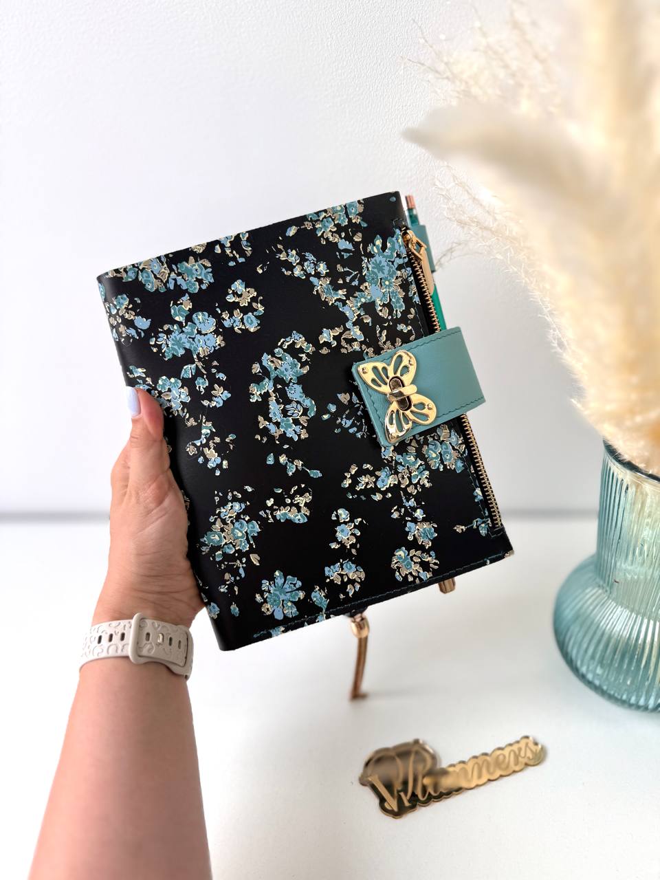 Flowers leather planner A5 binder.