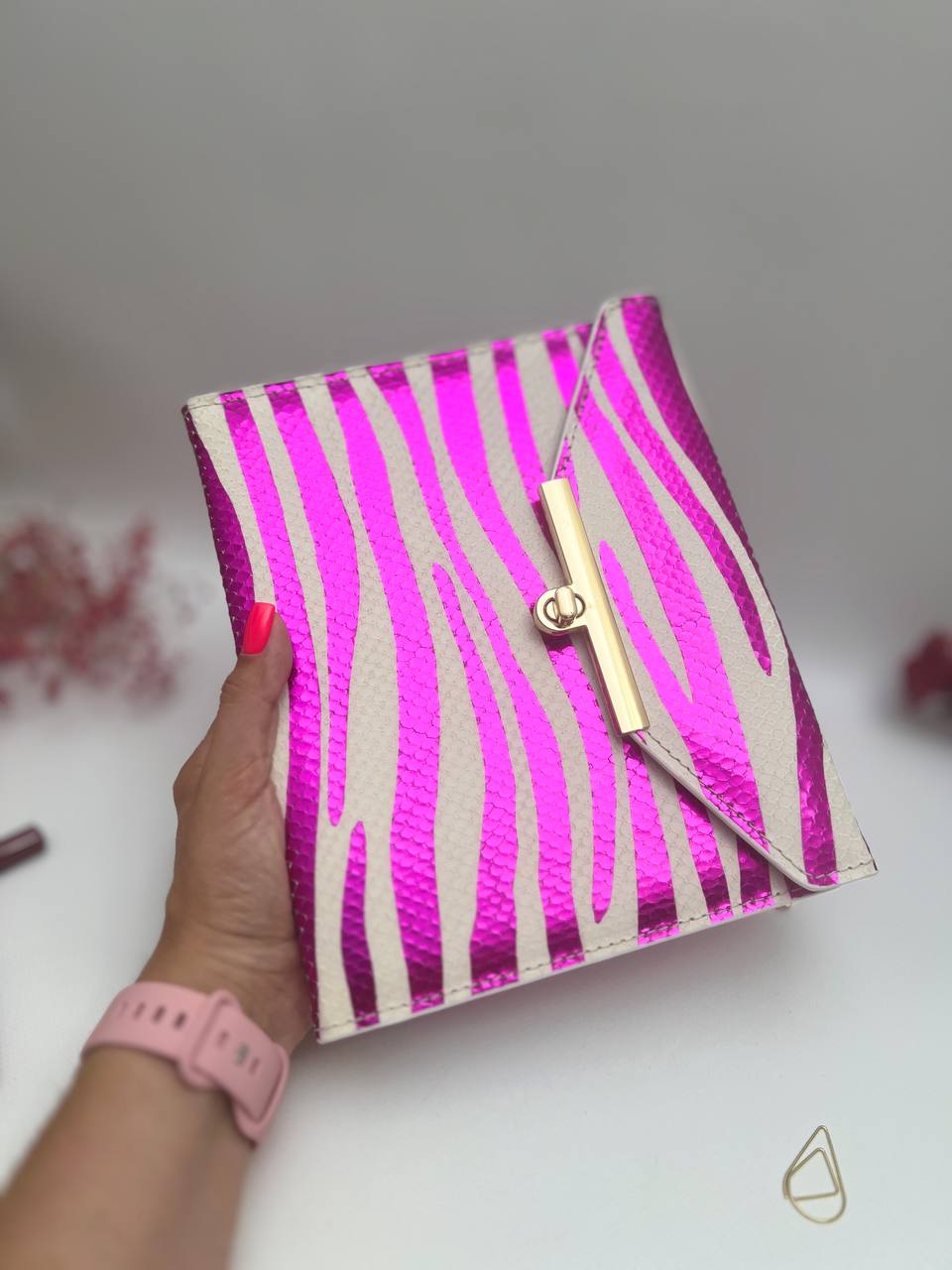 Hard leather cover A5 big binder.