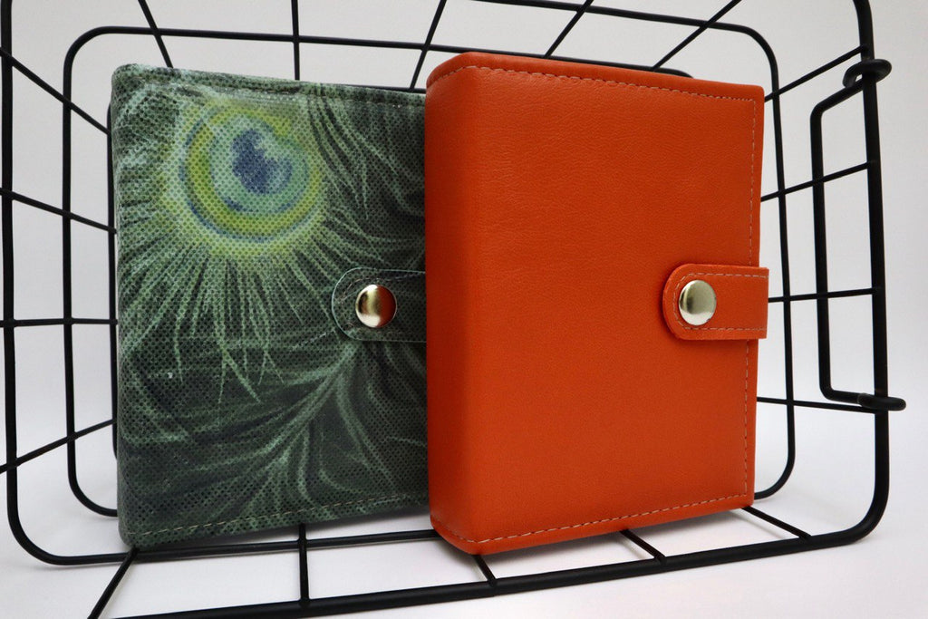 Mini leather notebook A7, 400 pages for the note.