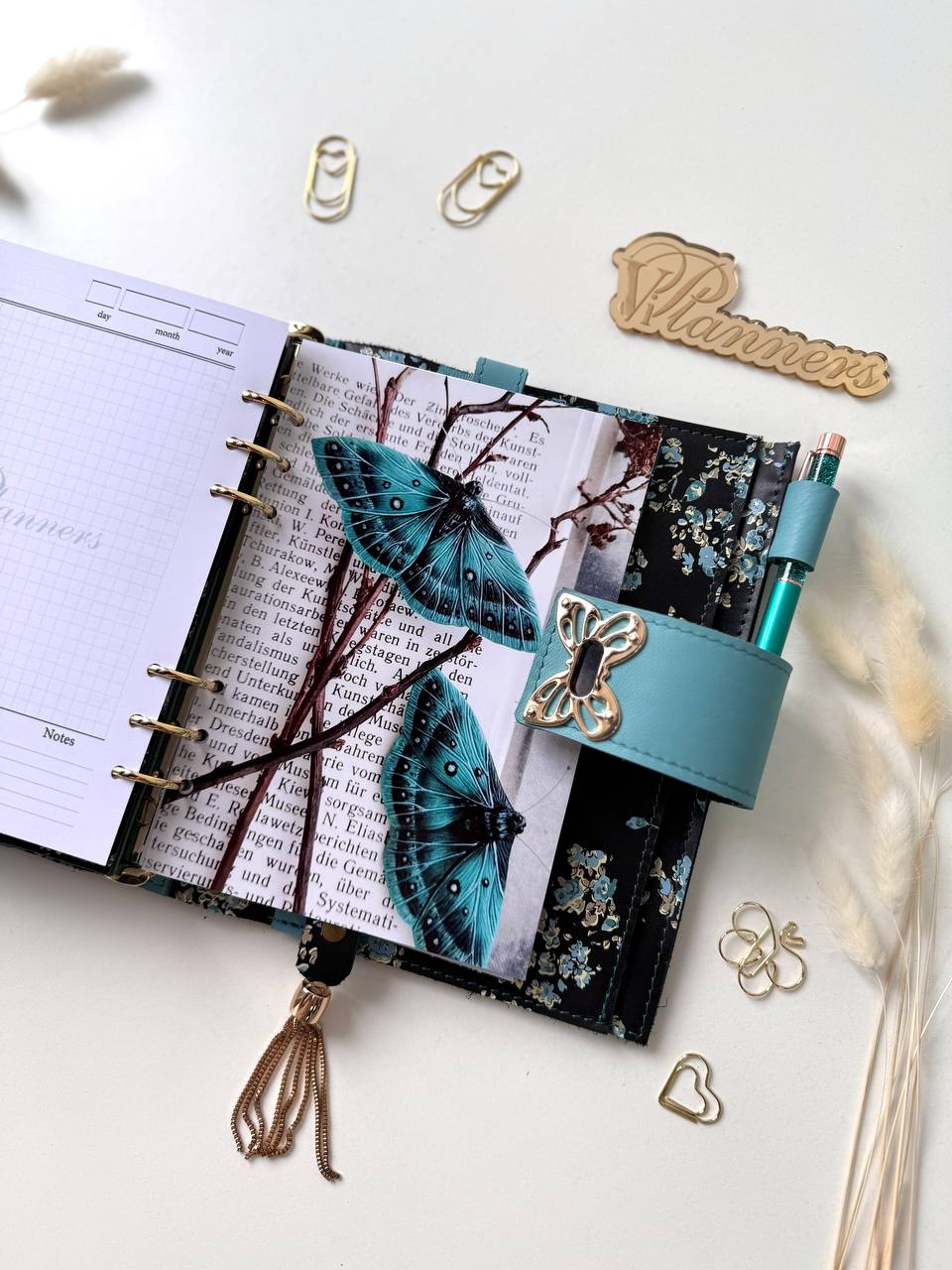 Flowers leather planner A5 binder.