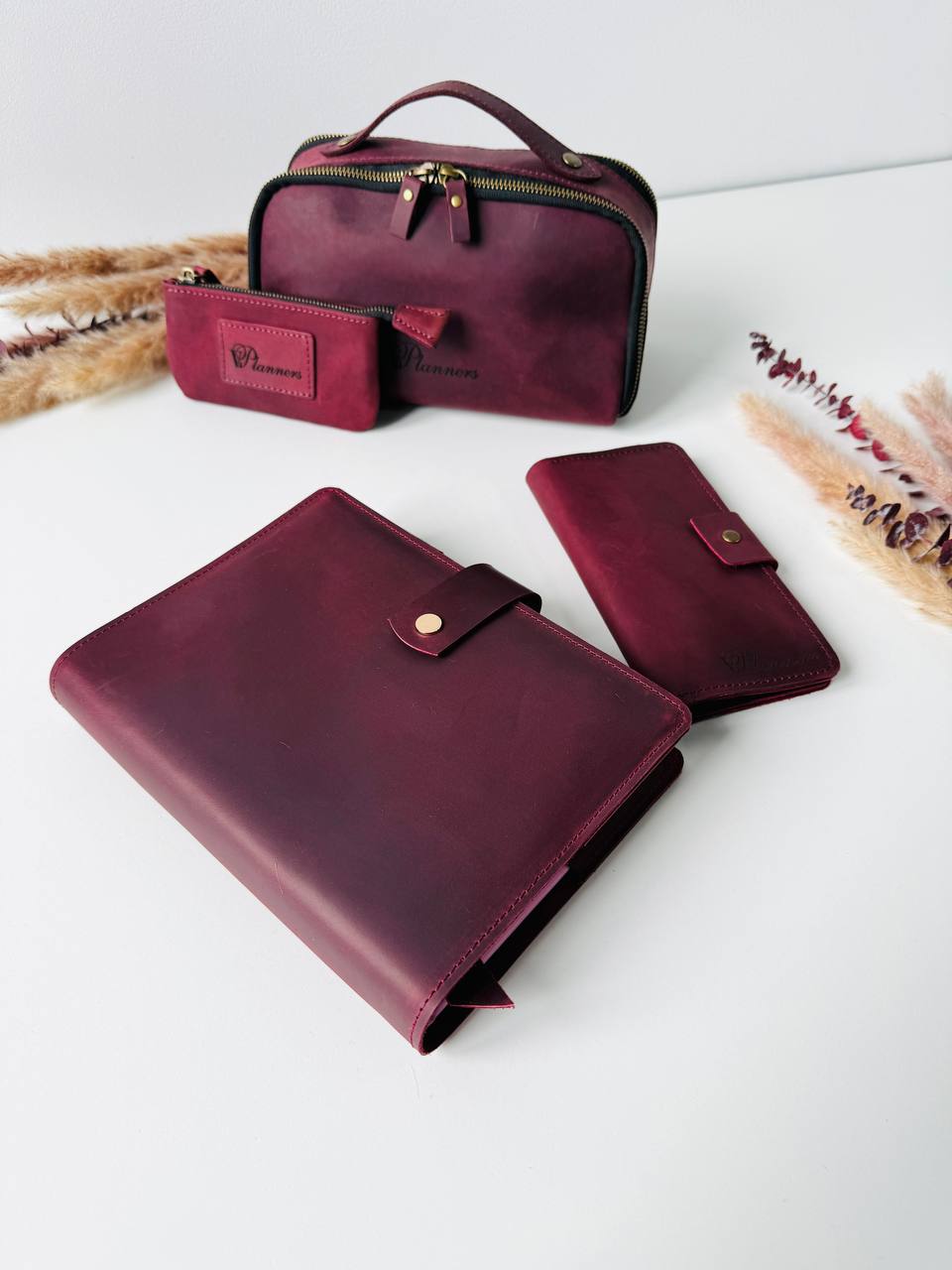 Luxury Leather Gift Set: Notebook, Wallet, Cosmetic Bag, Keychain - Personalized.