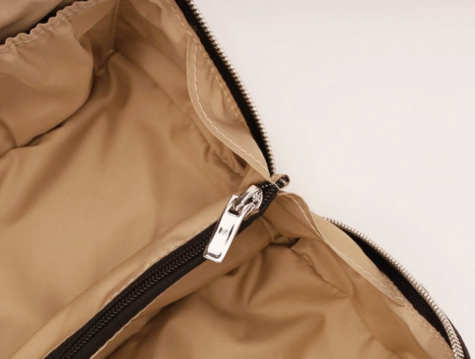 Bridesmaid gifts, Leather makeup bag, Mothers day gift, Personalized gift, Bridesmaid, Gift for her, pink cosmetic bag.