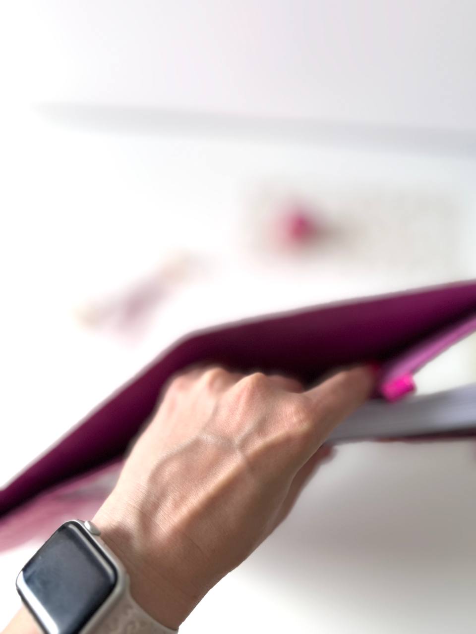 Hot pink leather planner A5 for documents A4 and A5 format. Weekly planning.