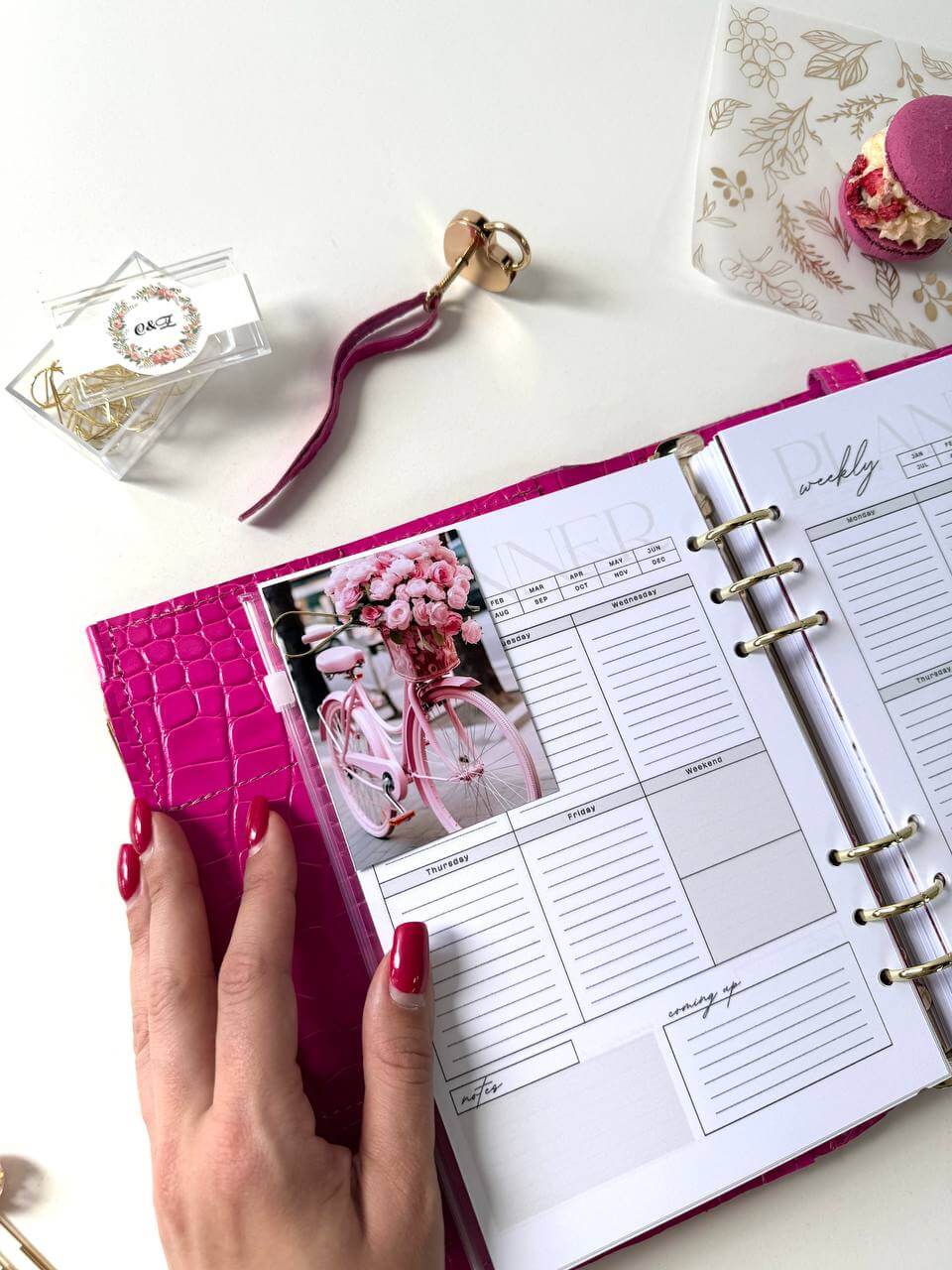 Hot pink leather planner A5 big binder weekly planning.