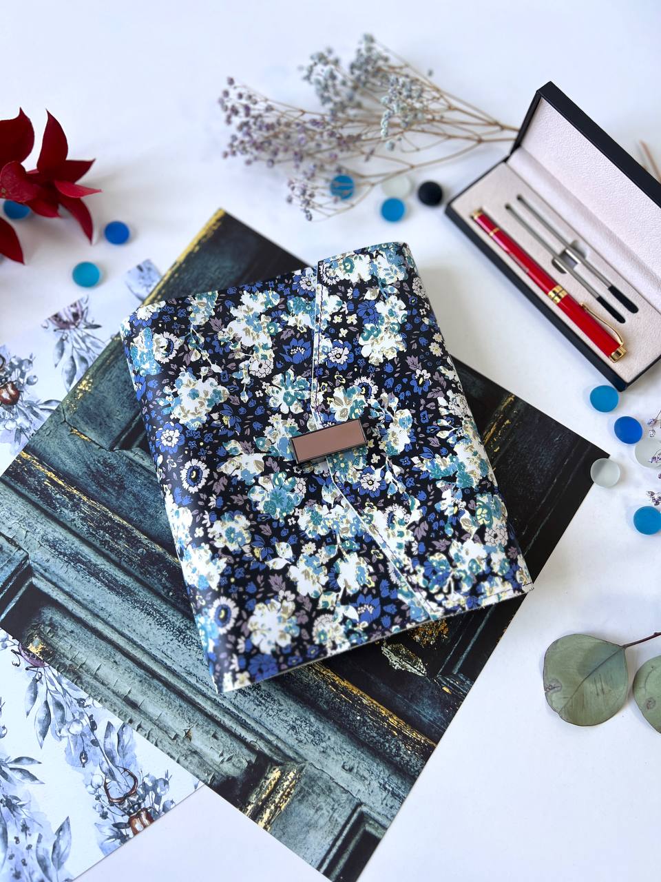 Flowers limited collection A5.