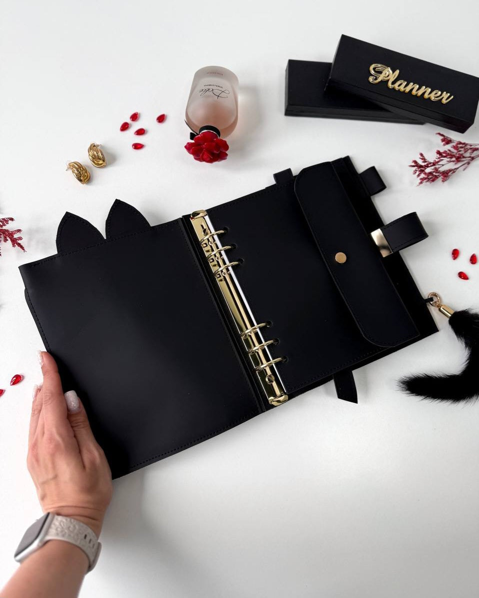 Midnight Luxe: Black & Gold A5 Leather Binder