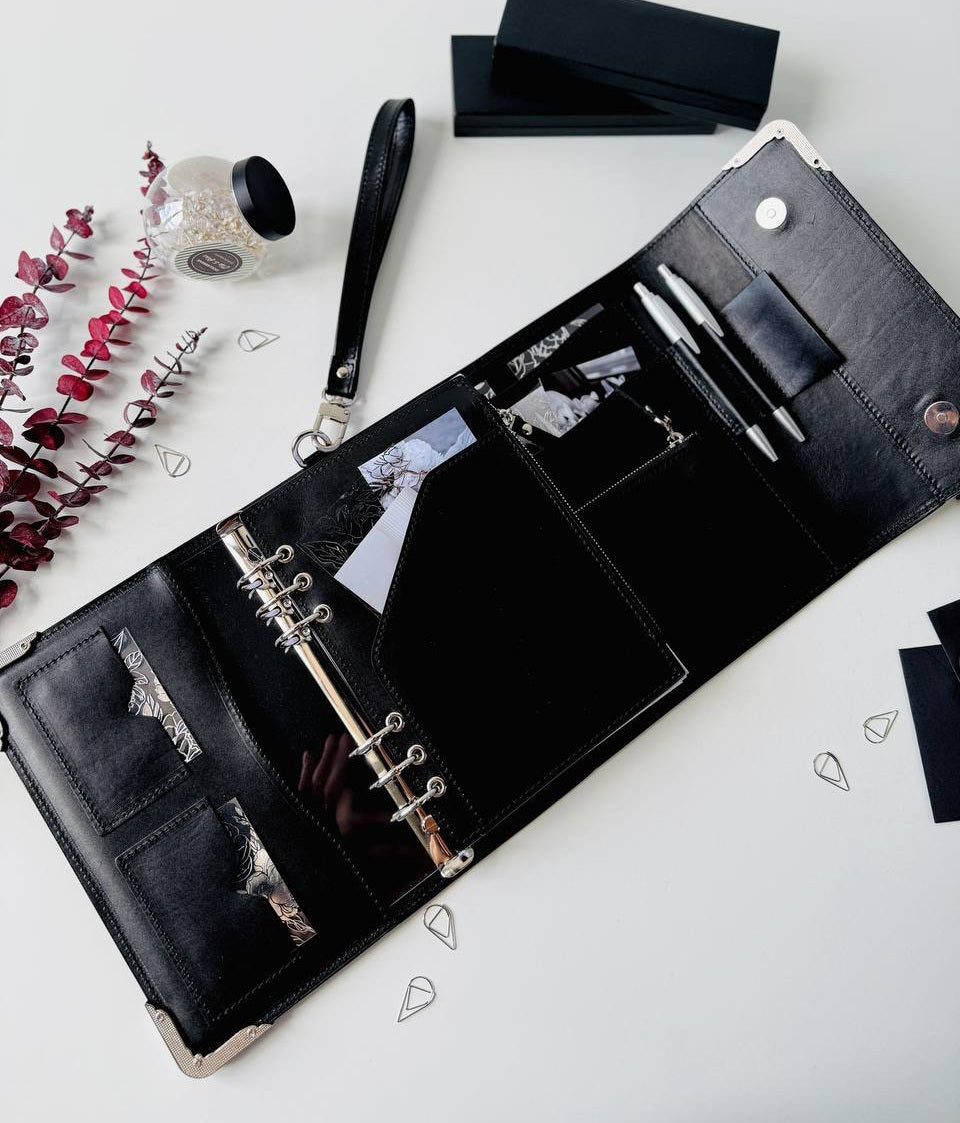 🖤Black heart🖤 Natural Italian Leather Planner A5, gift for her, perfect planner, Ring Planner Agenda A5 Six Ring Planner and Ring Personal Planner.