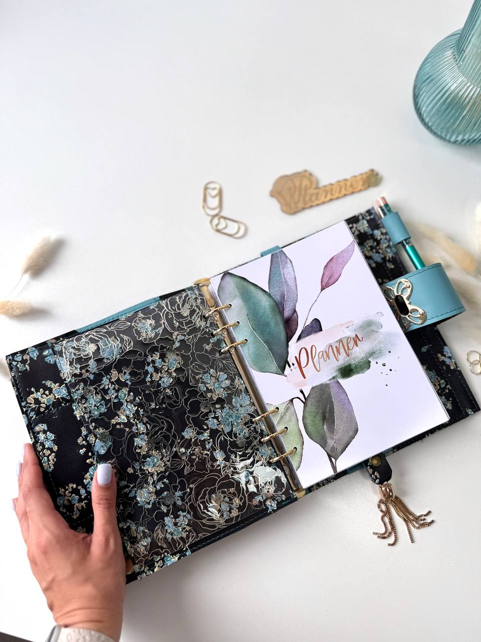 Flowers leather planner A5 binder.