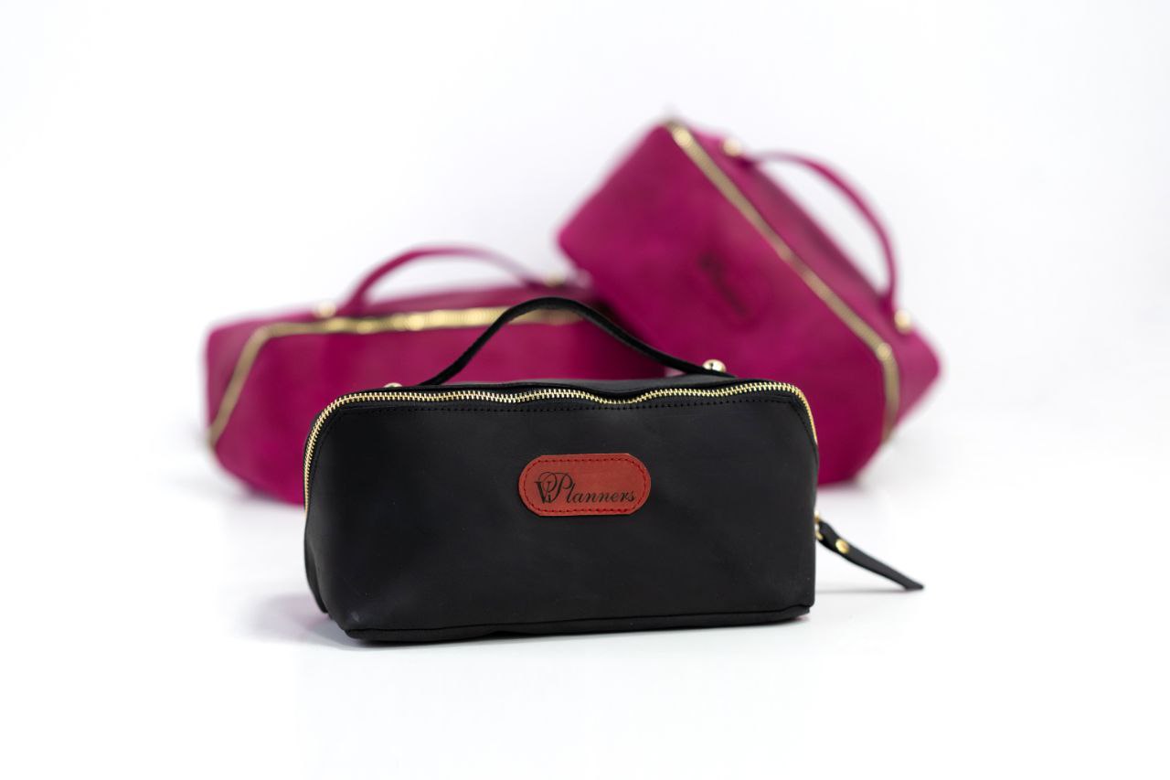 Bridesmaid gifts, Leather makeup bag, Mothers day gift, Personalized gift, Bridesmaid, Gift for her, pink cosmetic bag.