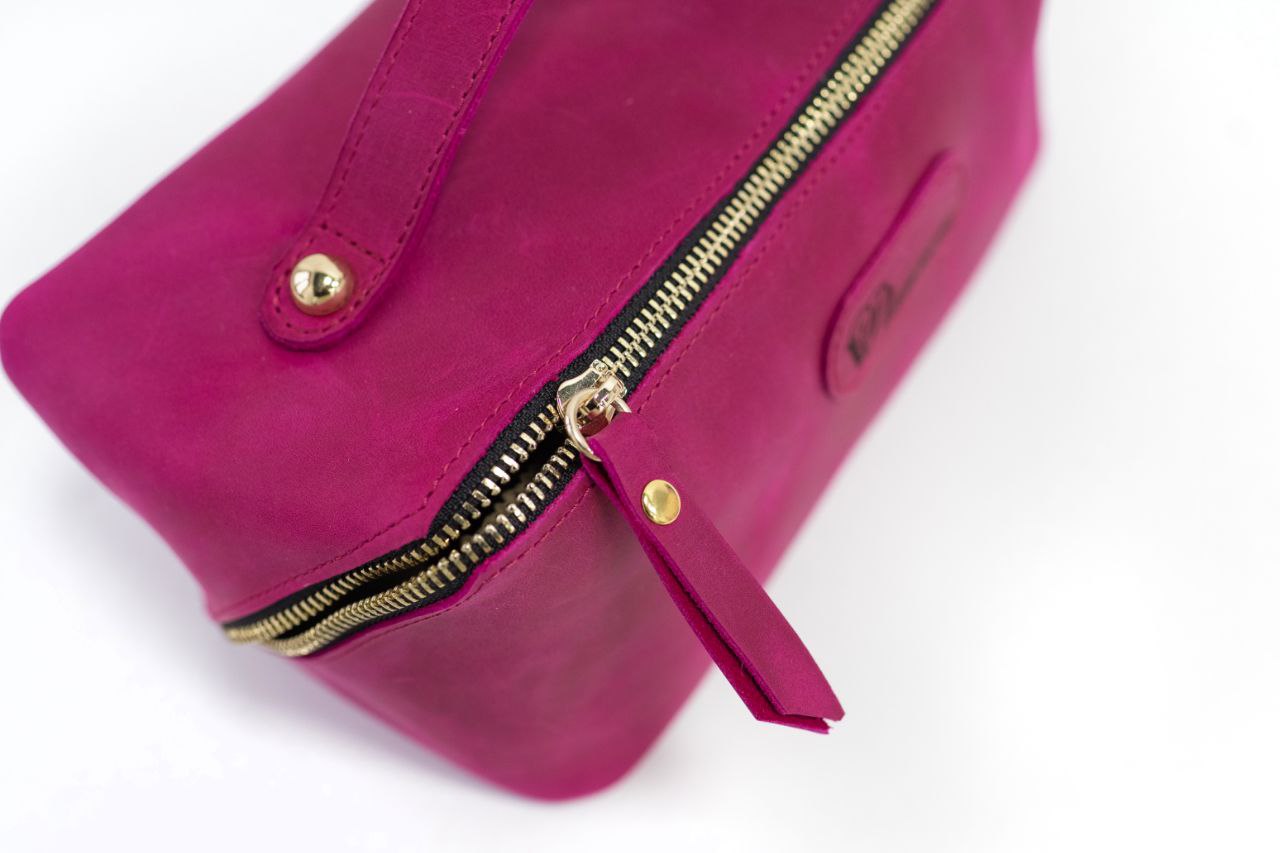 Bridesmaid gifts, Leather makeup bag, Mothers day gift, Personalized gift, Bridesmaid, Gift for her, pink cosmetic bag.