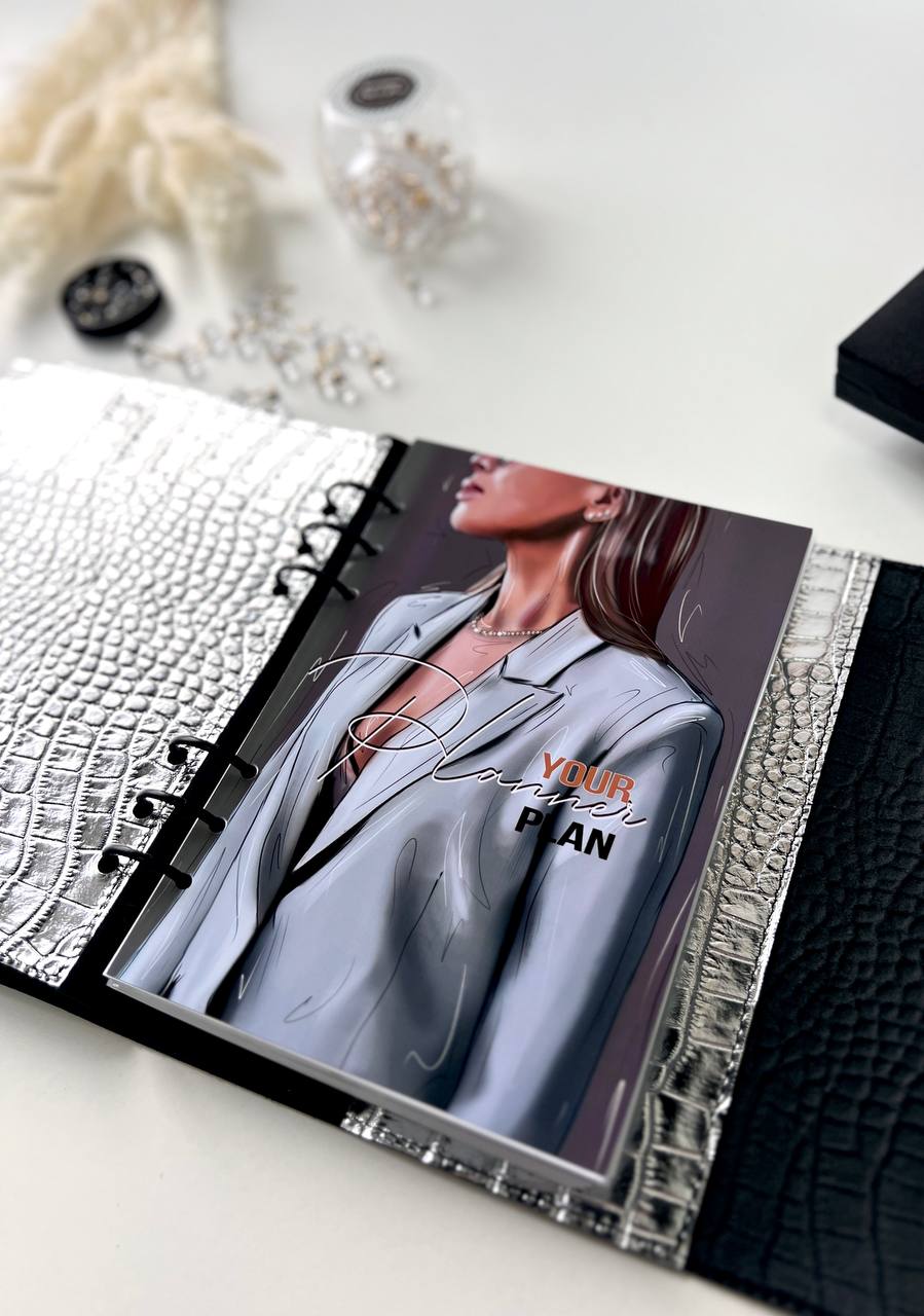 Rare silver leather like a mirror. Perfect leather planner A5.