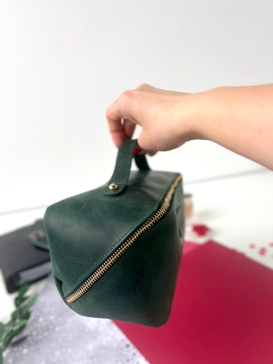 Bridesmaid gifts, Leather makeup bag, Mothers day gift, Personalized gift, Bridesmaid, Gift for her, pink cosmetic bag.