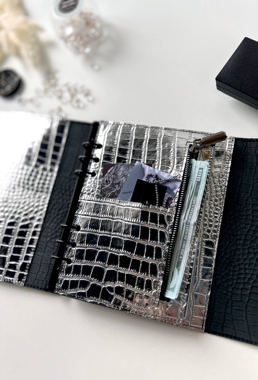 Rare silver leather like a mirror. Perfect leather planner A5.