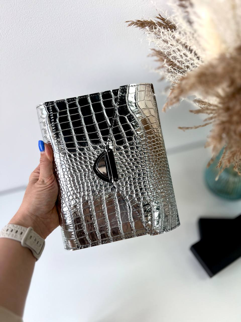 Rare silver leather like a mirror. Perfect leather planner A5.