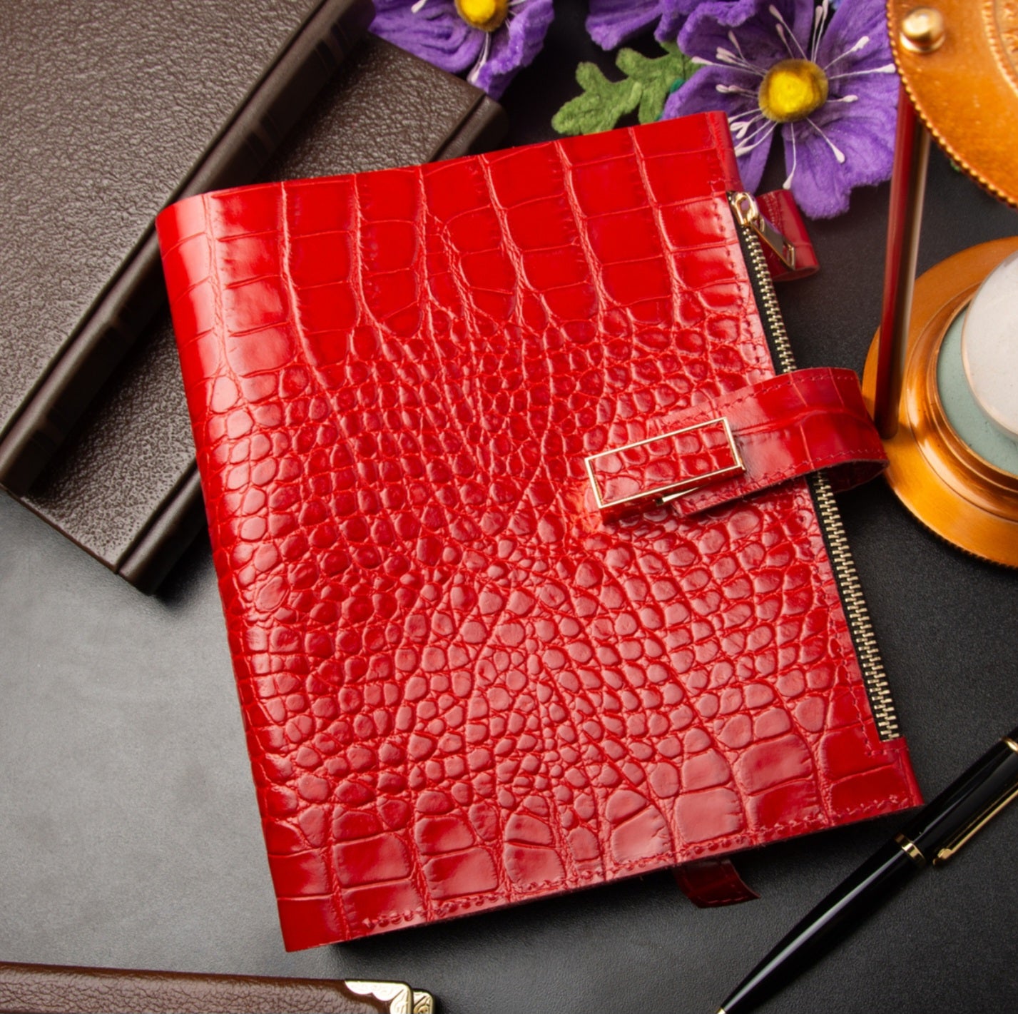 The "Lady's plans" leather planner A5.