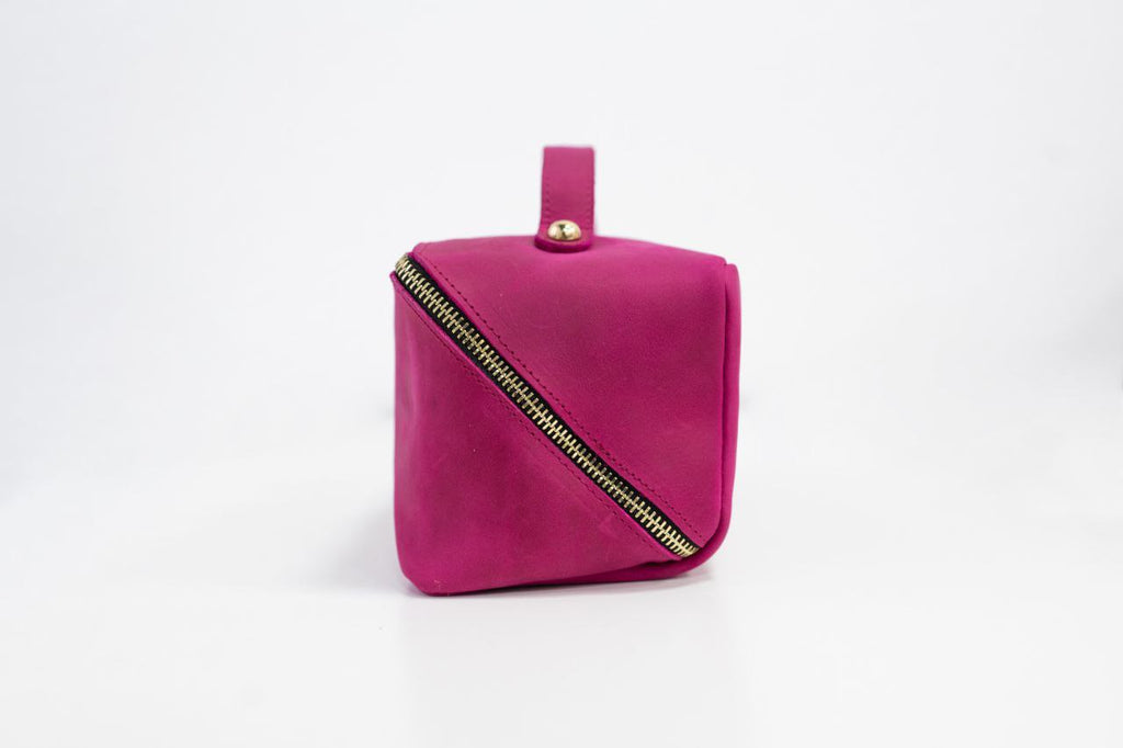 Bridesmaid gifts, Leather makeup bag, Mothers day gift, Personalized gift, Bridesmaid, Gift for her, pink cosmetic bag.