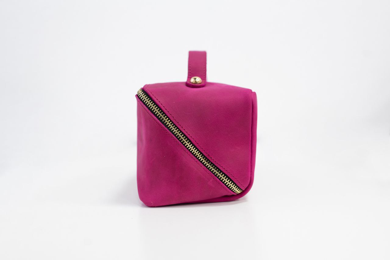 Bridesmaid gifts, Leather makeup bag, Mothers day gift, Personalized gift, Bridesmaid, Gift for her, pink cosmetic bag.