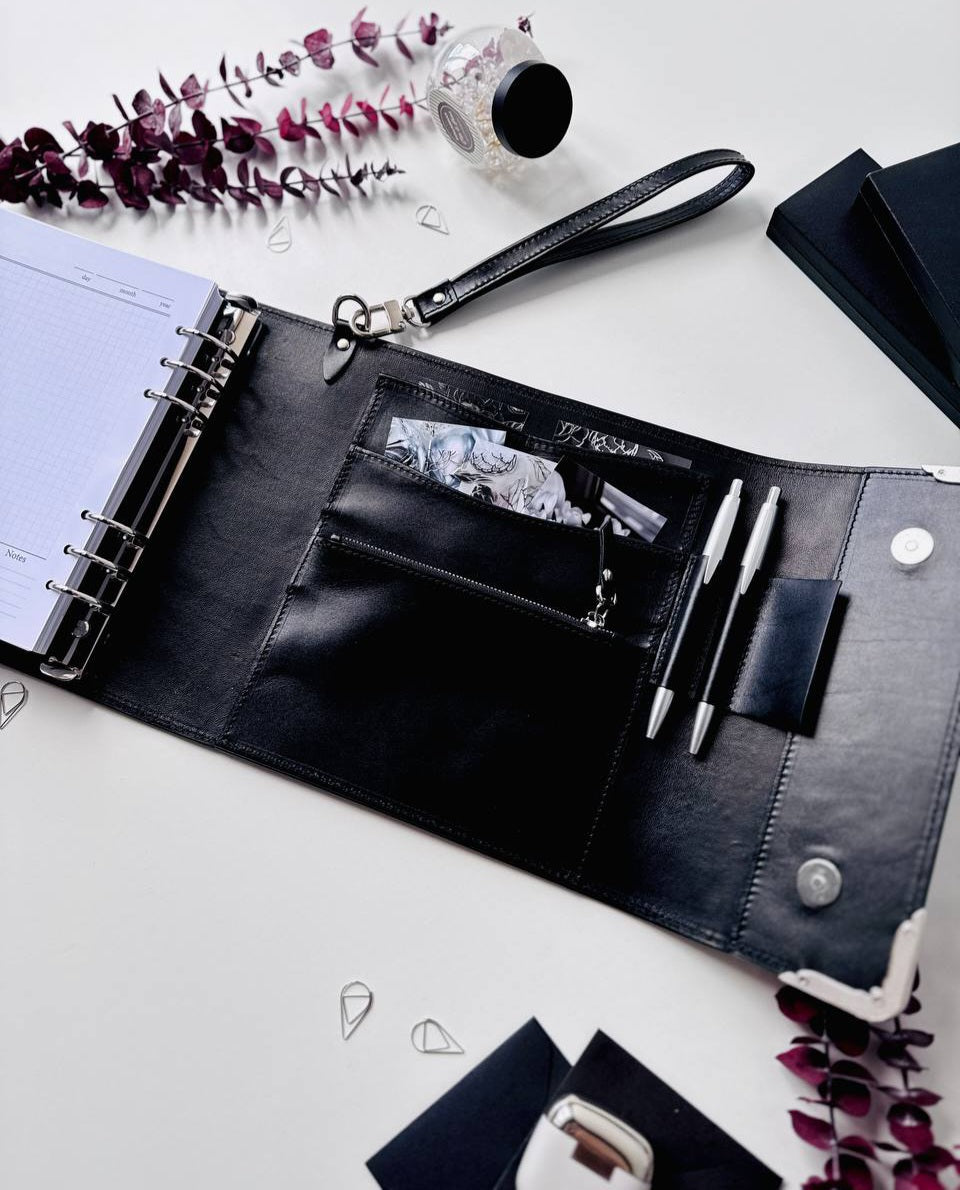 🖤Black heart🖤 Natural Italian Leather Planner A5, gift for her, perfect planner, Ring Planner Agenda A5 Six Ring Planner and Ring Personal Planner.