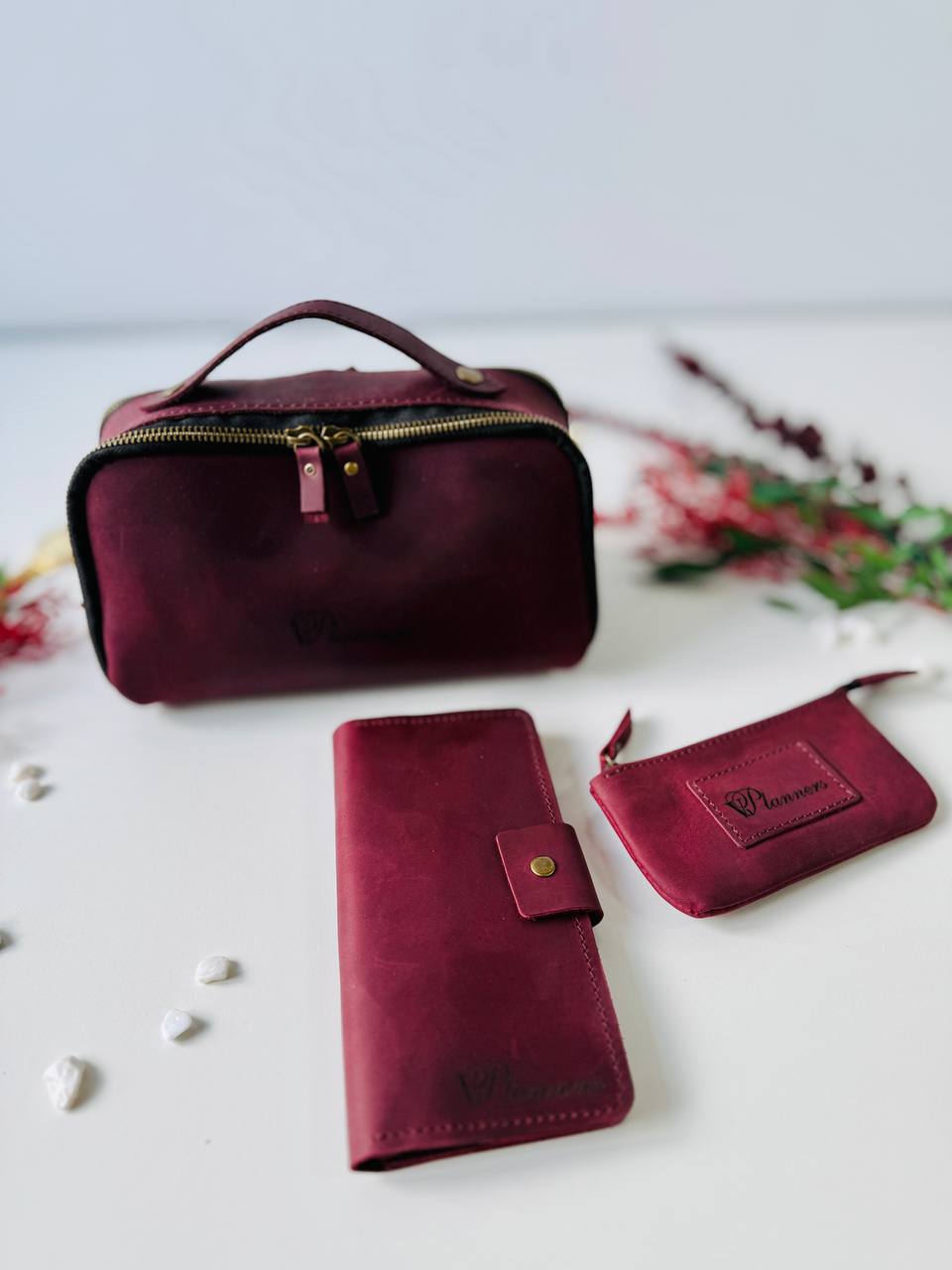Luxury Leather Gift Set: Notebook, Wallet, Cosmetic Bag, Keychain - Personalized.