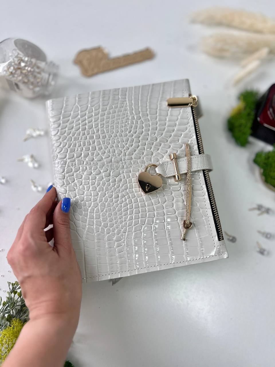 Secret lock Leather planner A5 big binder everyday planning.