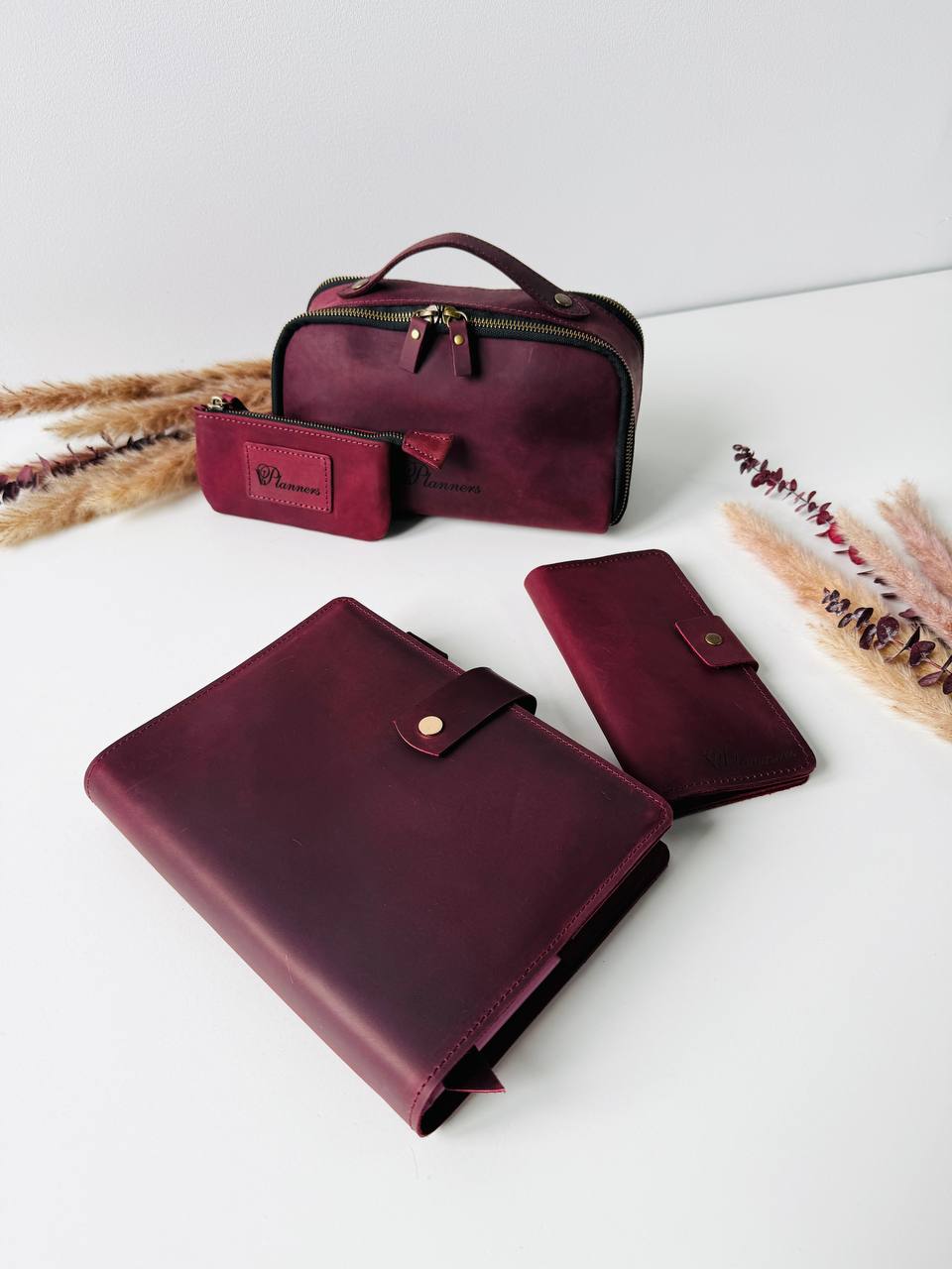 Luxury Leather Gift Set: Notebook, Wallet, Cosmetic Bag, Keychain - Personalized.