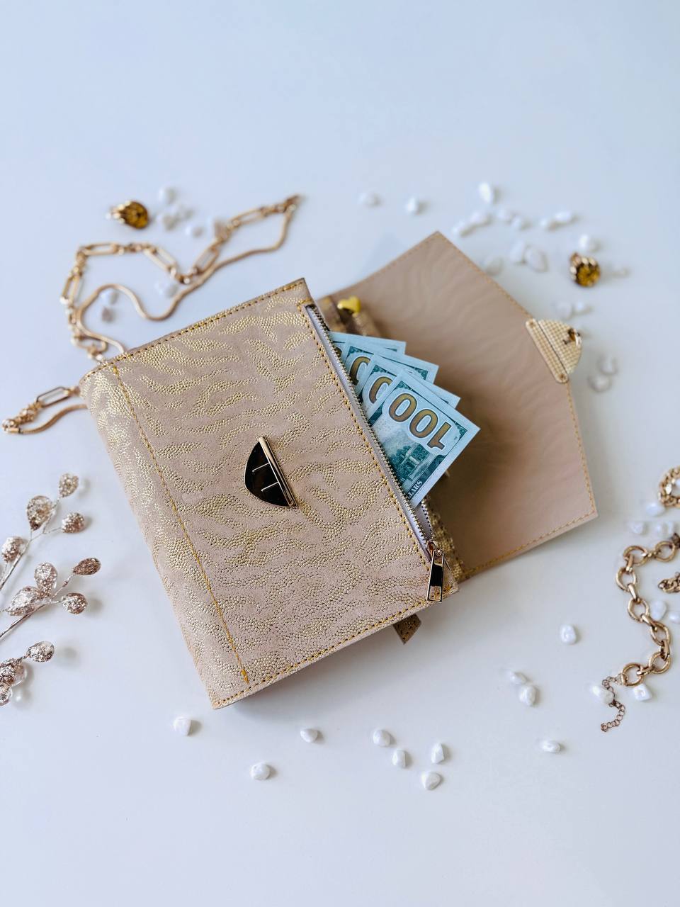 Gold leather binder big 6 rings A5.