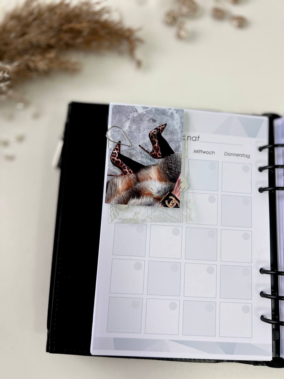 Black Natural Leather Planner A5 binder 6 rings, black classic leather notebook cover with binder 6 rings for documents format A4 and A5.