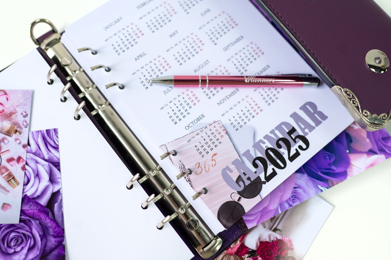 Violet Natural Italian Leather Planner A5, gift for her, perfect planner, Ring Planner Agenda A5 Six Ring Planner and Ring Personal Planner.