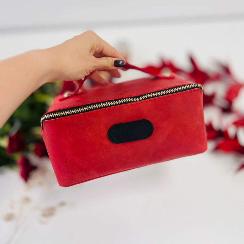 Bridesmaid gifts, Leather makeup bag, Mothers day gift, Personalized gift, Bridesmaid, Gift for her, pink cosmetic bag.