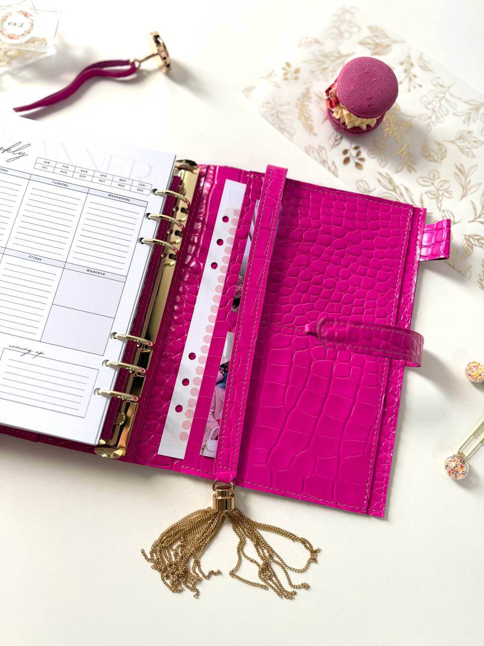 Hot pink leather planner A5 big binder weekly planning.